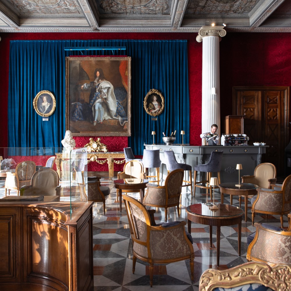 Le-Negresco-Le-Versailles-cGregoire-Gardette-1836-HD.jpg