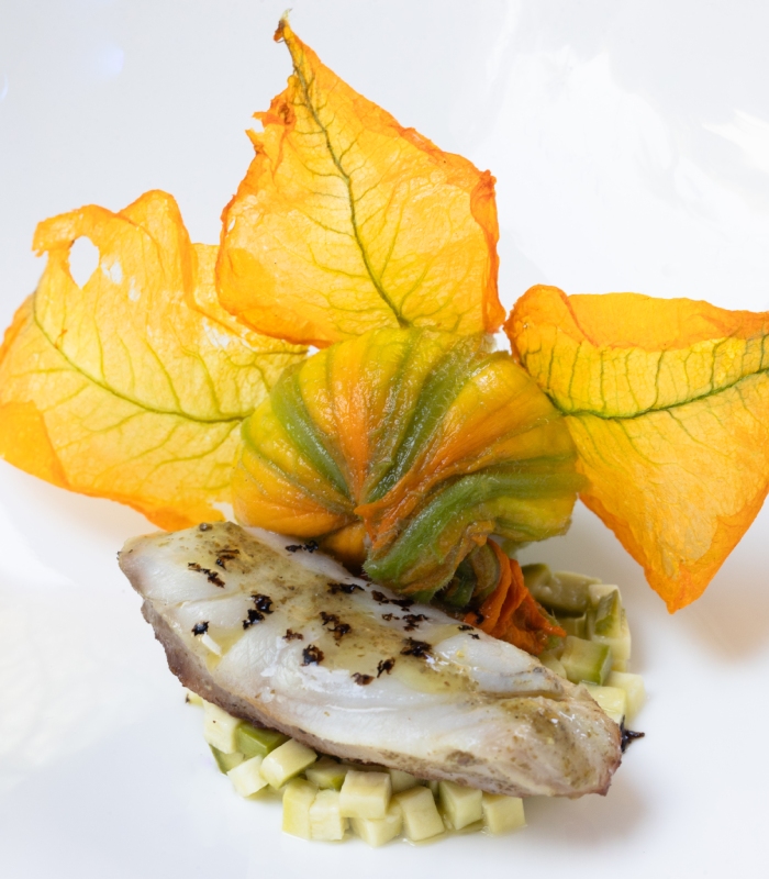 LeNegresco-LeChantecler-Merou-grille-marinade-poivre-vert-c-Gregoire-Gardette-4612-HD-1.jpg