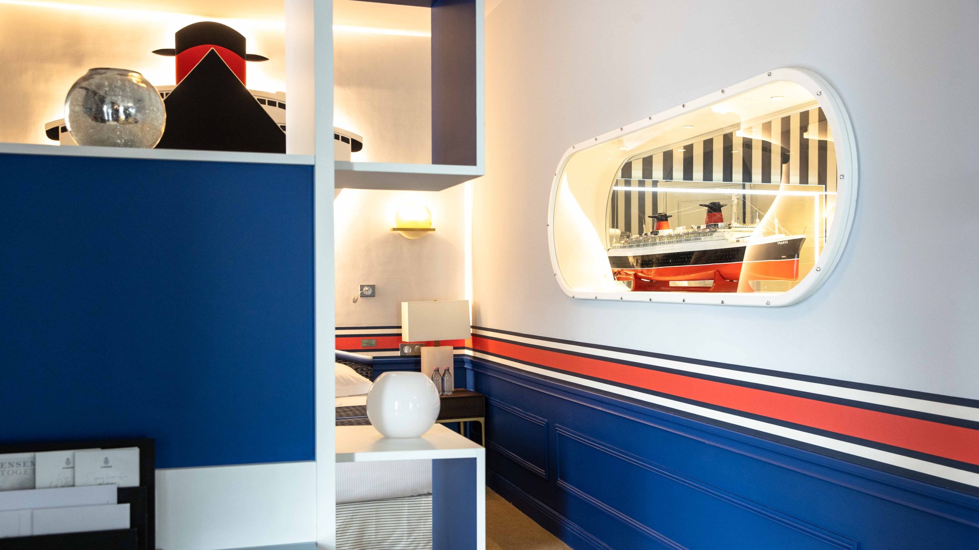 Le-Negresco-Jr-Suite-Le-France-c-Gregoire-Gardette-561.jpg