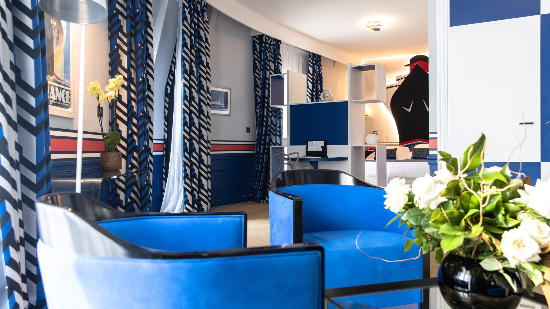 Le-Negresco-Jr-Suite-Le-France-c-Gregoire-Gardette-585.jpg