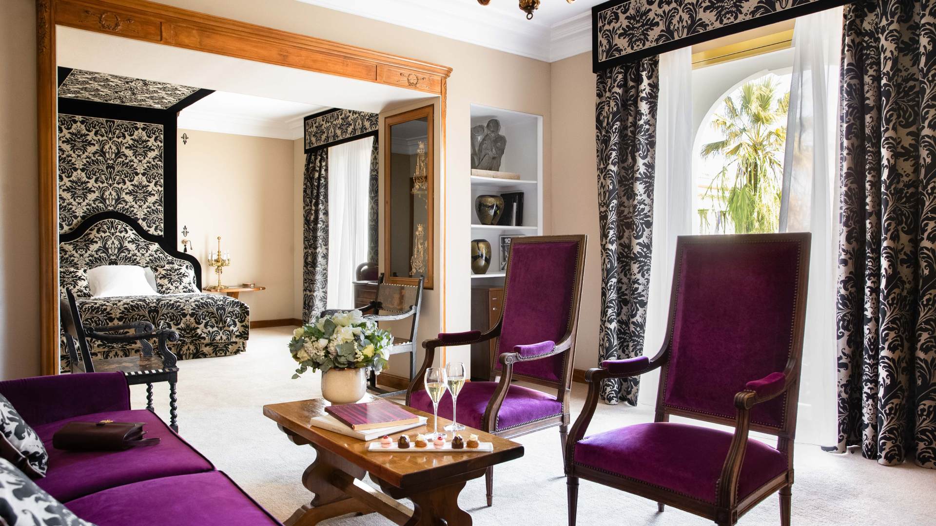 Le-Negresco-Jr-Suite-Medicis-305-@Gregoire-Gardette-7013-HD-copie.jpg
