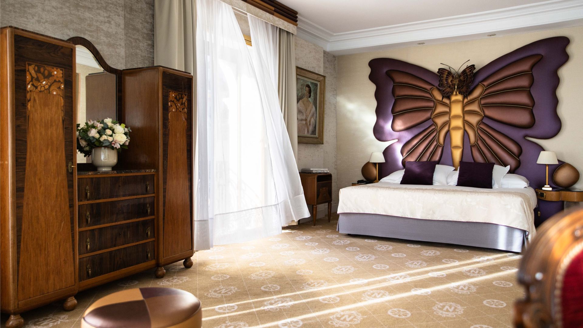 Le-Negresco-Jr-Suite-Papillon-327-@Gregoire-Gardette-6486-HD.jpg