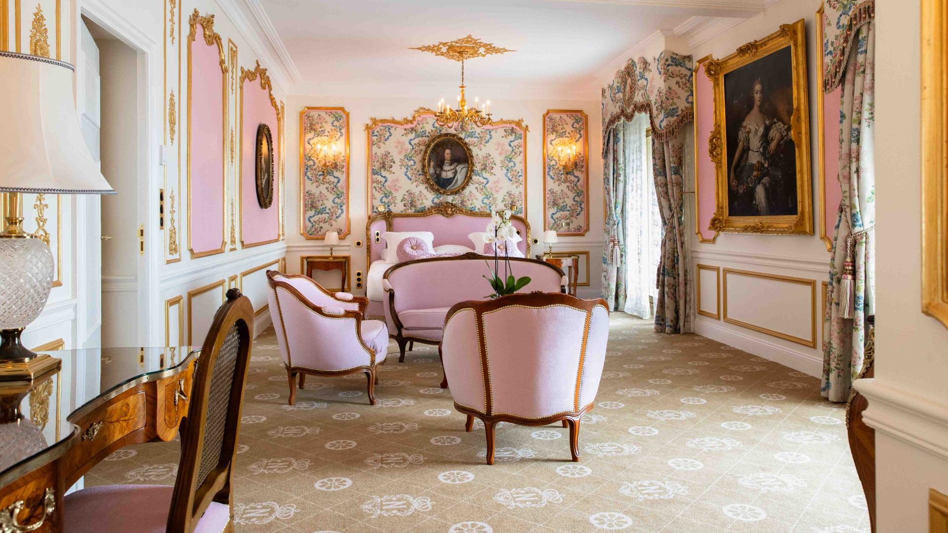 Le-Negresco-Junior-suite-Pompadour-c-Gregoire-Gardette-1074-1.jpg