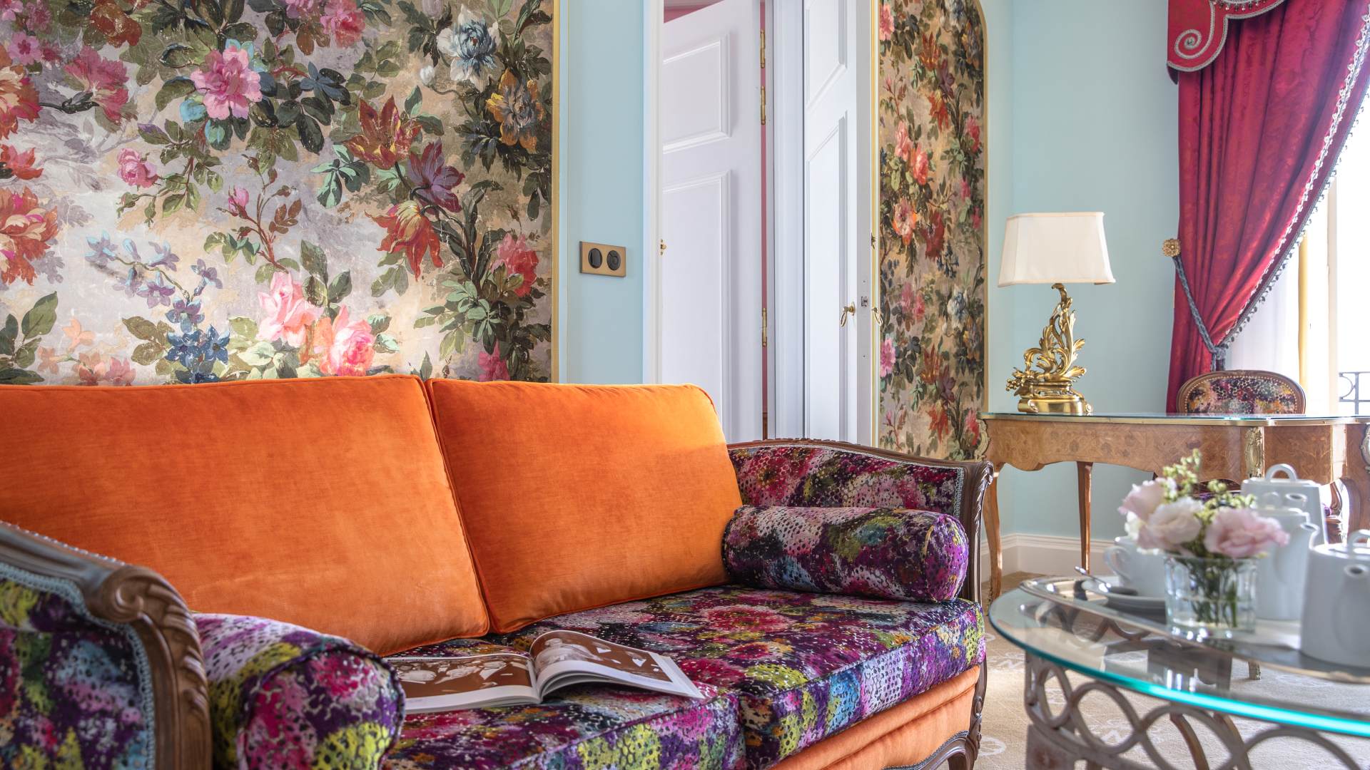Le-Negresco-Suite-214-215-14-c-Gregoire-Gardette-HD.jpg