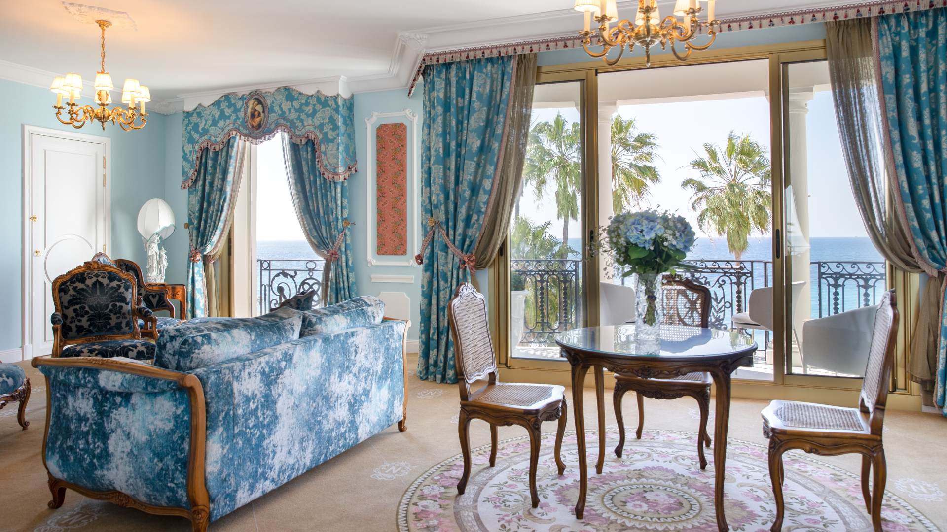 Le-Negresco-Suite-Marie-Leszczynska-c-Gregoire-Gardette-5793-2-HD.jpg
