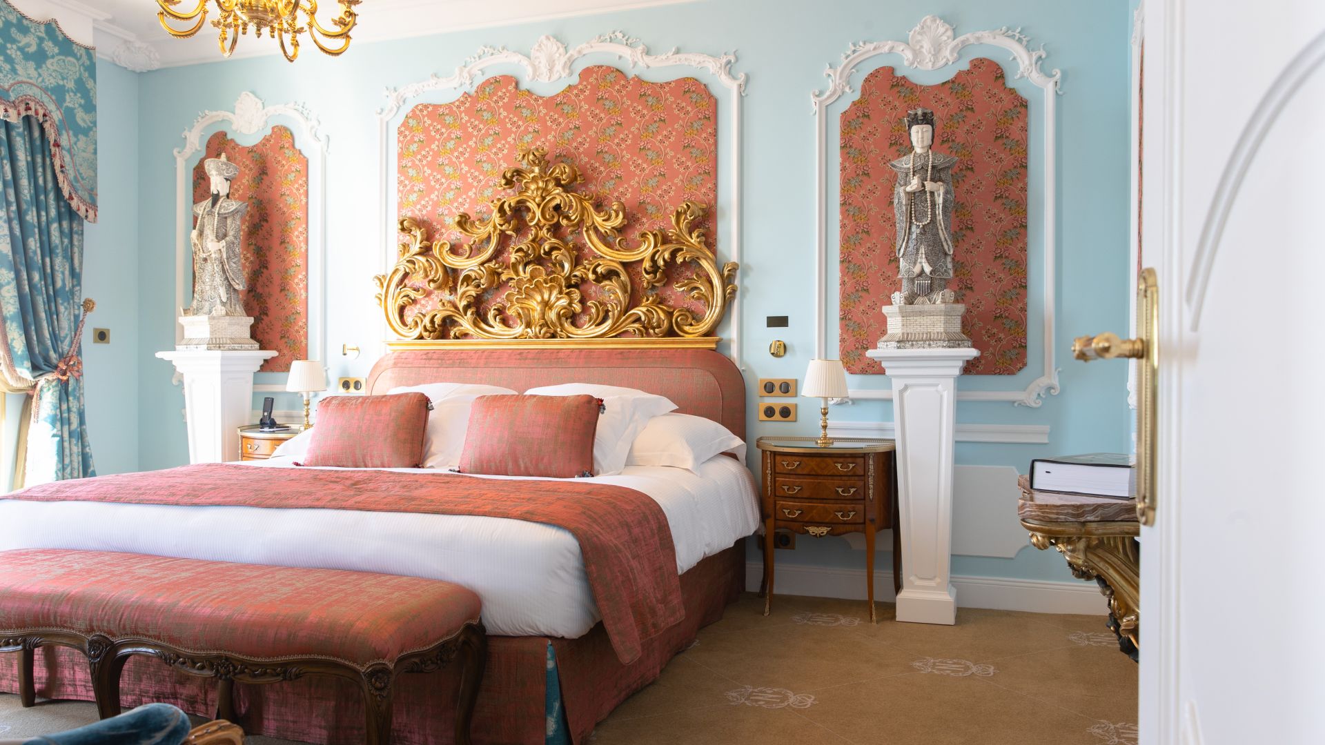 Le-Negresco-Suite-Marie-Leszczynska-c-Gregoire-Gardette-5869-HD-1.jpg