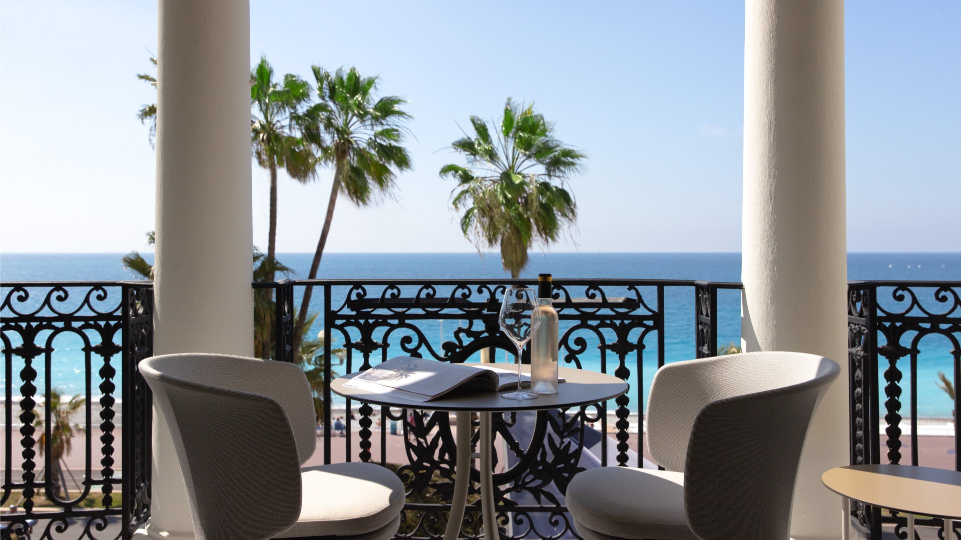 Le-Negresco-Suites-c-Gregoire-Gardette-5922-HD-1.jpg