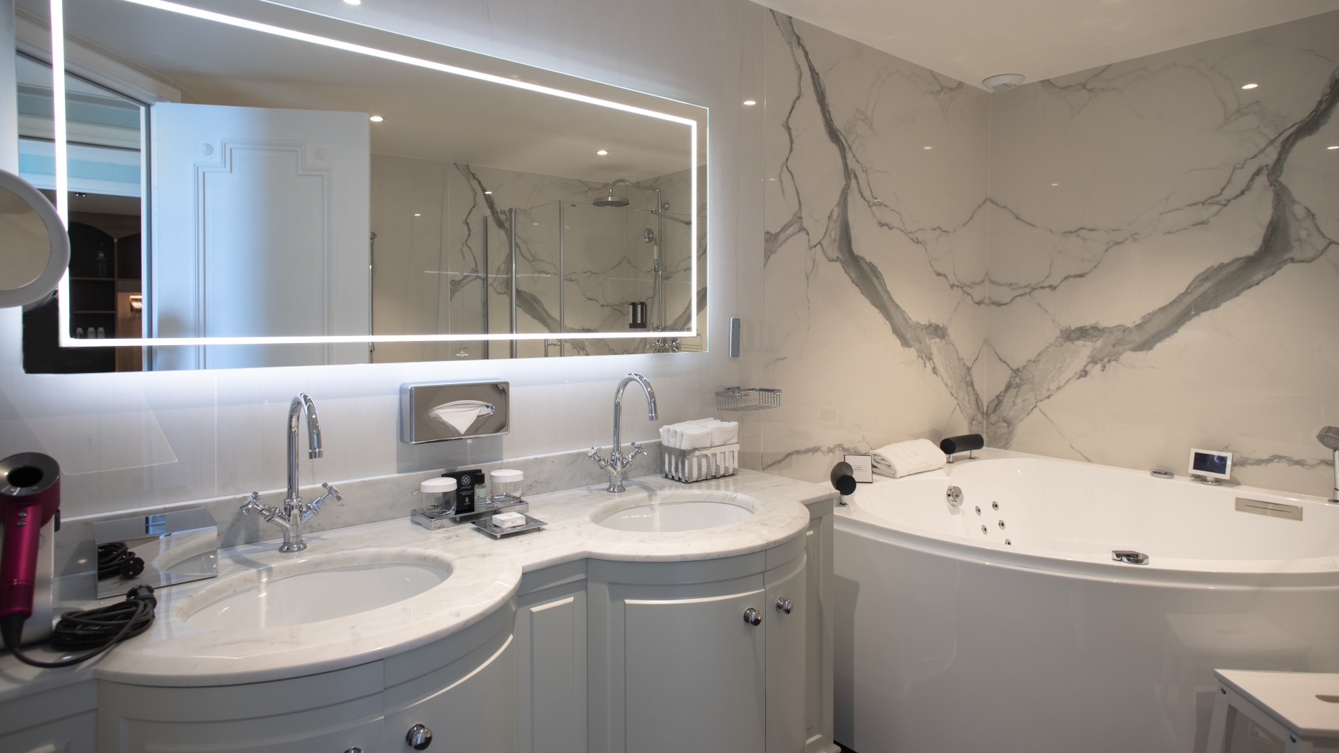 Le-Negresco-Suites-c-Gregoire-Gardette-6591-HD.jpg