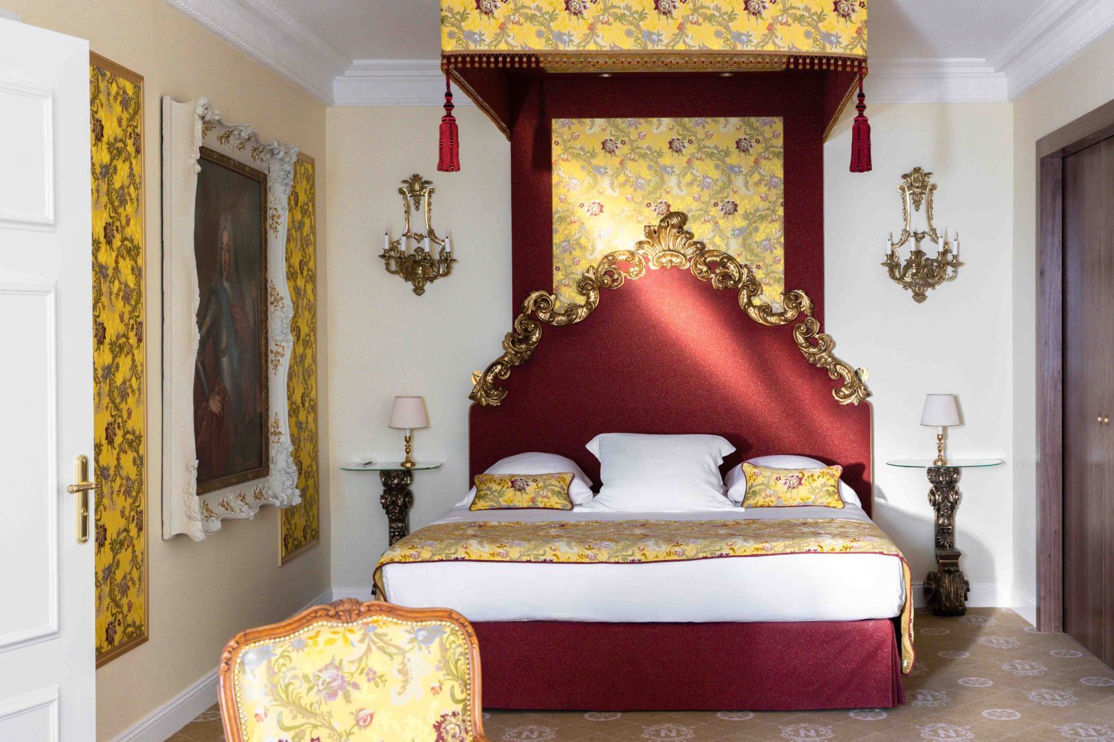 Le-Negresco-ch-316-Deluxe-vue-mer-cGregoire-Gardette-4414-HD-scaled.jpg