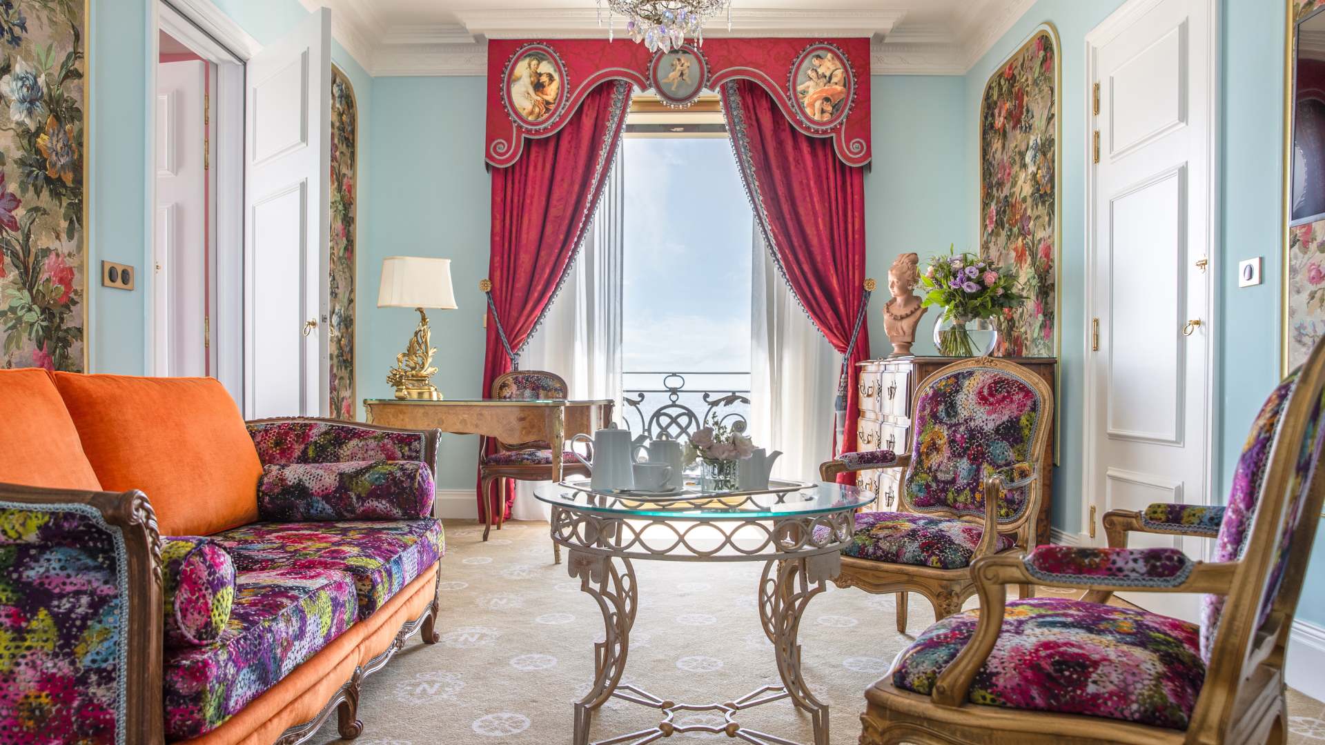 Le-Negresco-suite-214-215-13-c-Gregoire-Gardette-HD.jpg