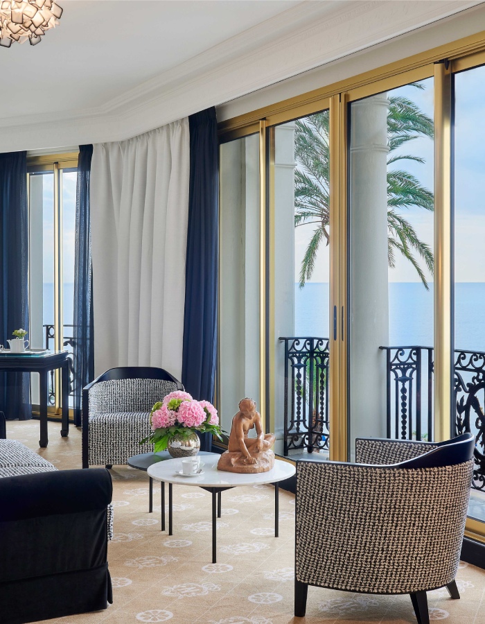 Le-Negresco_ch227-Jr-Suite-La-ParisiennecAnthony-Lanneretonne_006-HD.jpg