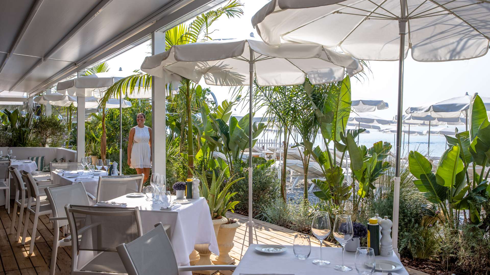 LeNegresco-Restaurant-La-Plage-cGregoireGardette-hd-7.jpg