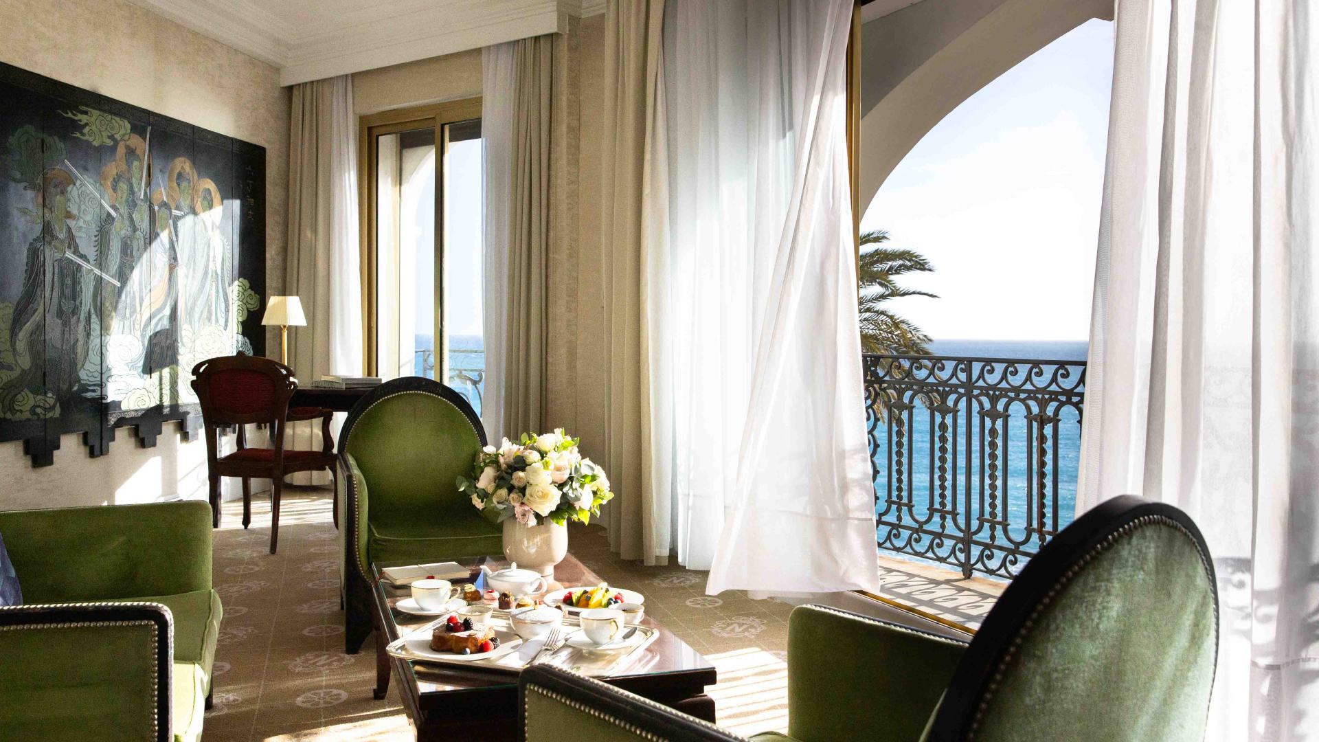 Le-Negresco-Jr-Suite-Papillon-327-@Gregoire-Gardette-6507-BD-1.jpg