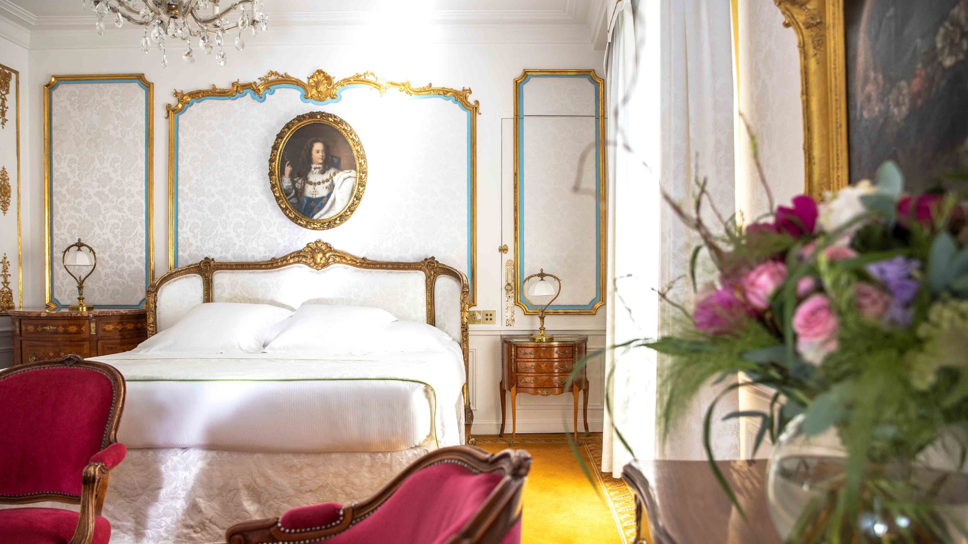 Le-Negresco-Jr-Suite-Pompadour-03-c-Gregoire-Gardette-BD-2.jpg