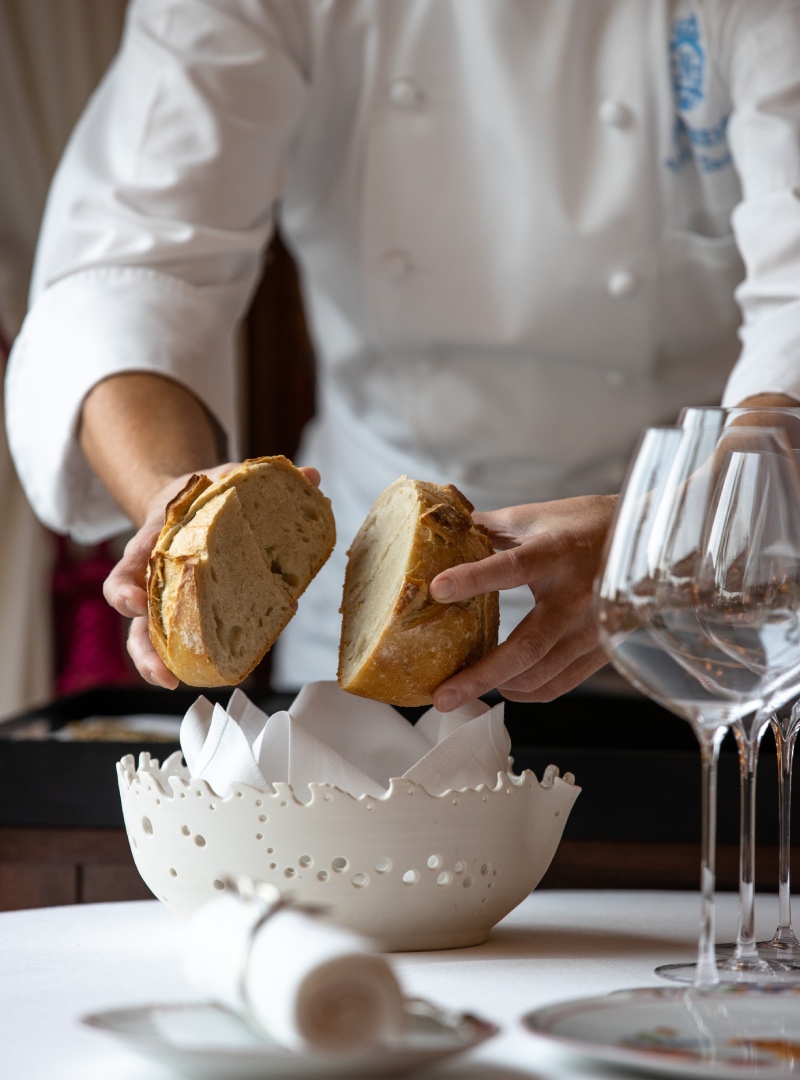 Le-Negresco-Le-Chantecler-ceremonial-painc-Gregoire-Gardette-HD-14-1.jpg