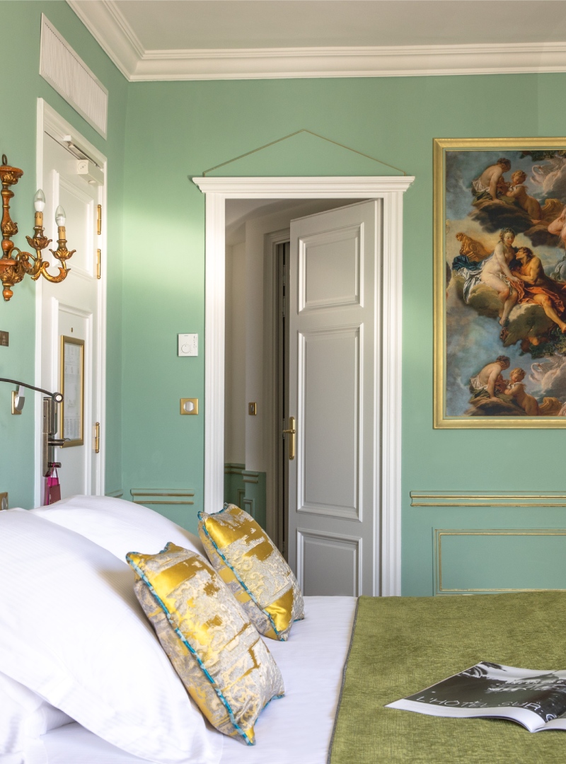 Le-Negresco-Suite-114-115-19-c-Gregoire-Gardette-HD.jpg