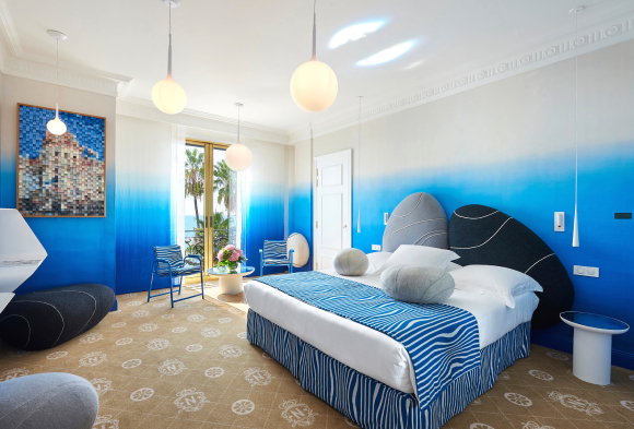 Le-Negresco_Deluxe-vue-mer-ch217_cAnthony-Lanneretonne_132_BD.jpg