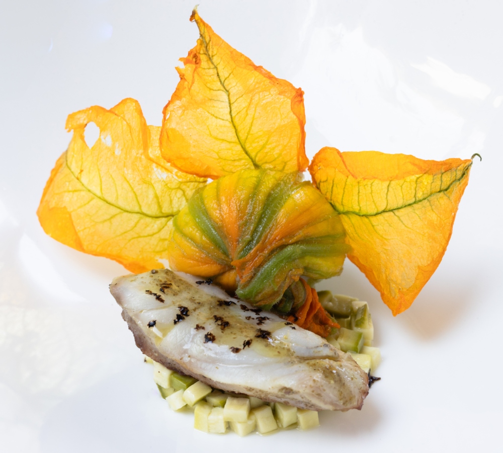 LeNegresco-LeChantecler-Merou-grille-marinade-poivre-vert-c-Gregoire-Gardette-4612-HD-3.jpg