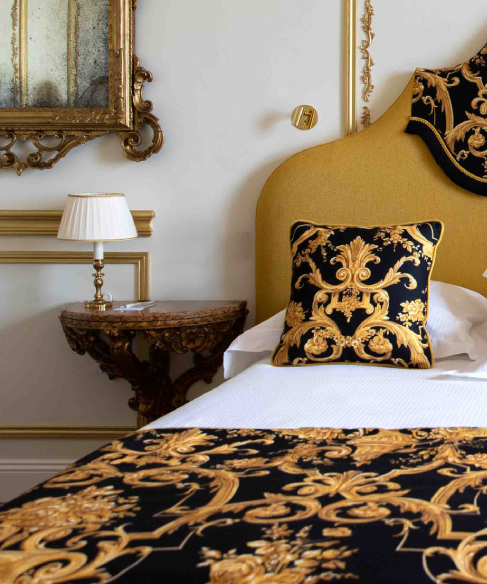 Le-Negresco-ch-211-Deluxe-vue-mer-cGregoire-Gardette-4340-BD.jpg